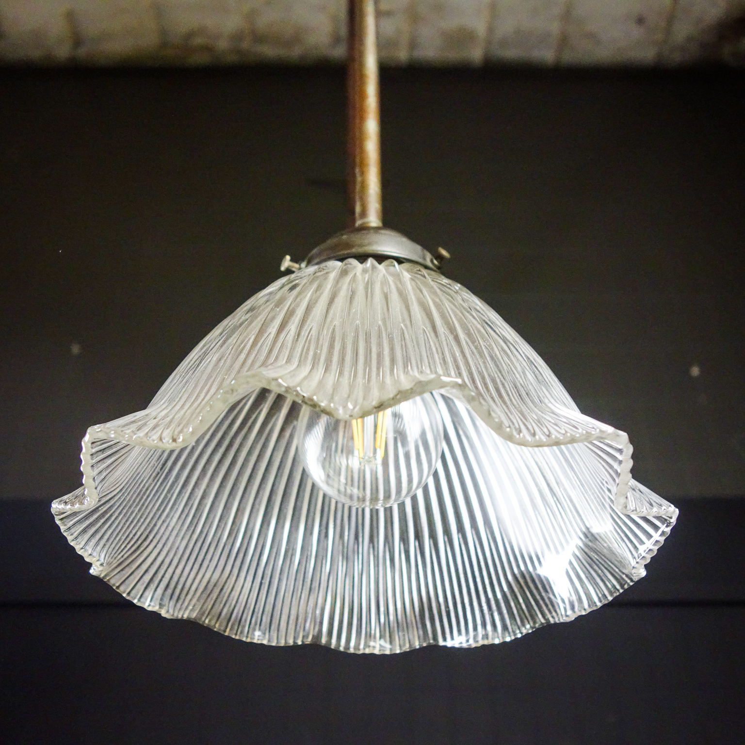 betreuren Verdragen eetpatroon Antieke hanglamp - Holophane Stijl - Jaren 20 - Assortiment - Vivre  Interieur Authentique